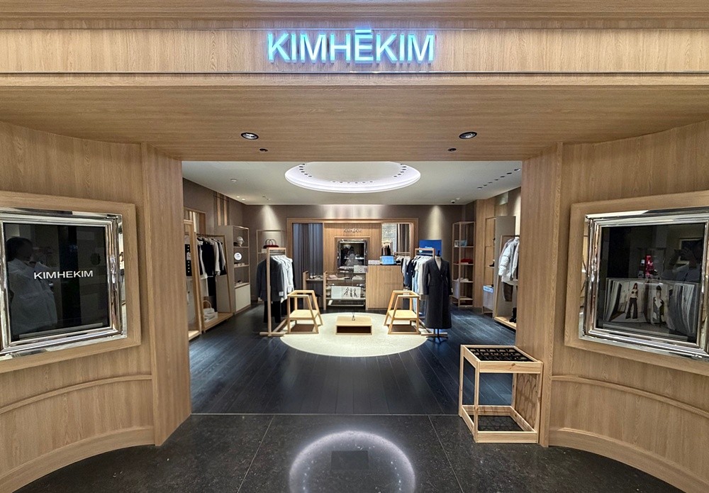 신세계면세 단독 입점 '김해김' 연말 월매출 90% 증가... 관광객 수요 ↑ 27-Image